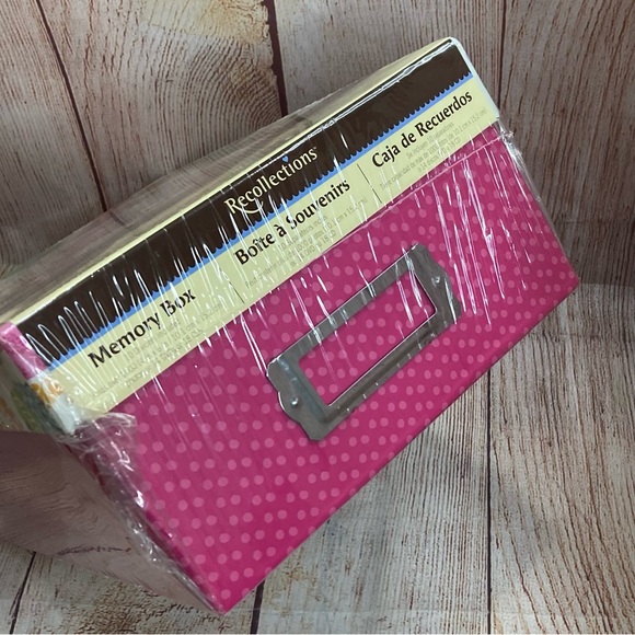 Memory Box Recollections Cupcake Design - Picture 4 of 8